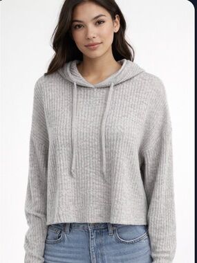 PINK Victoria's Secret Light Gray Hooded Sweater